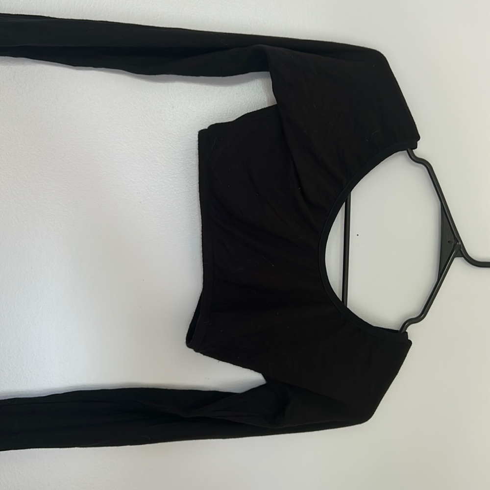 Black long sleeves
